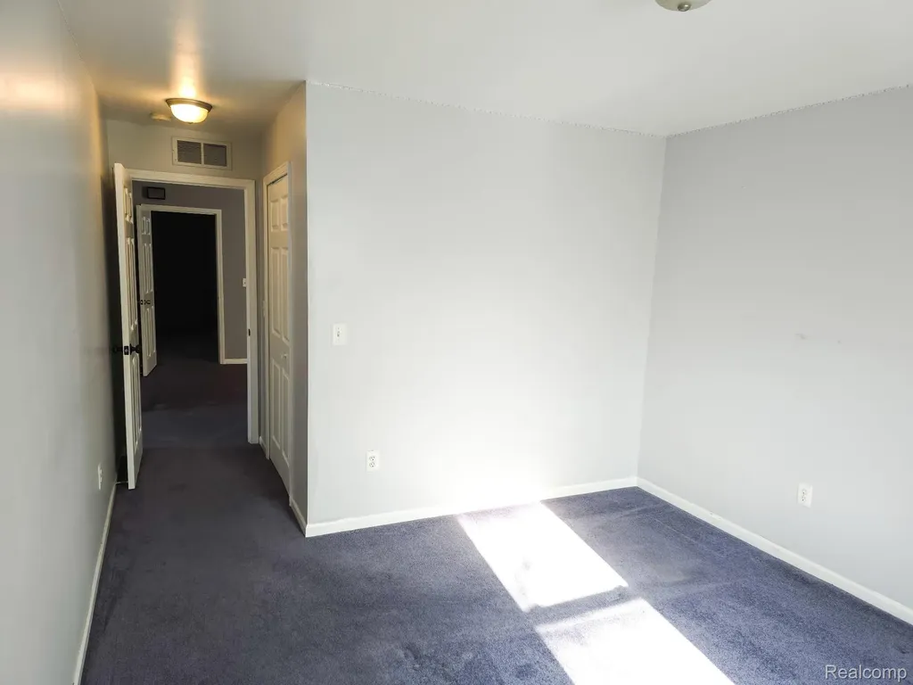 17177 Higdon Drive Brownstown Charter Township MI 48193