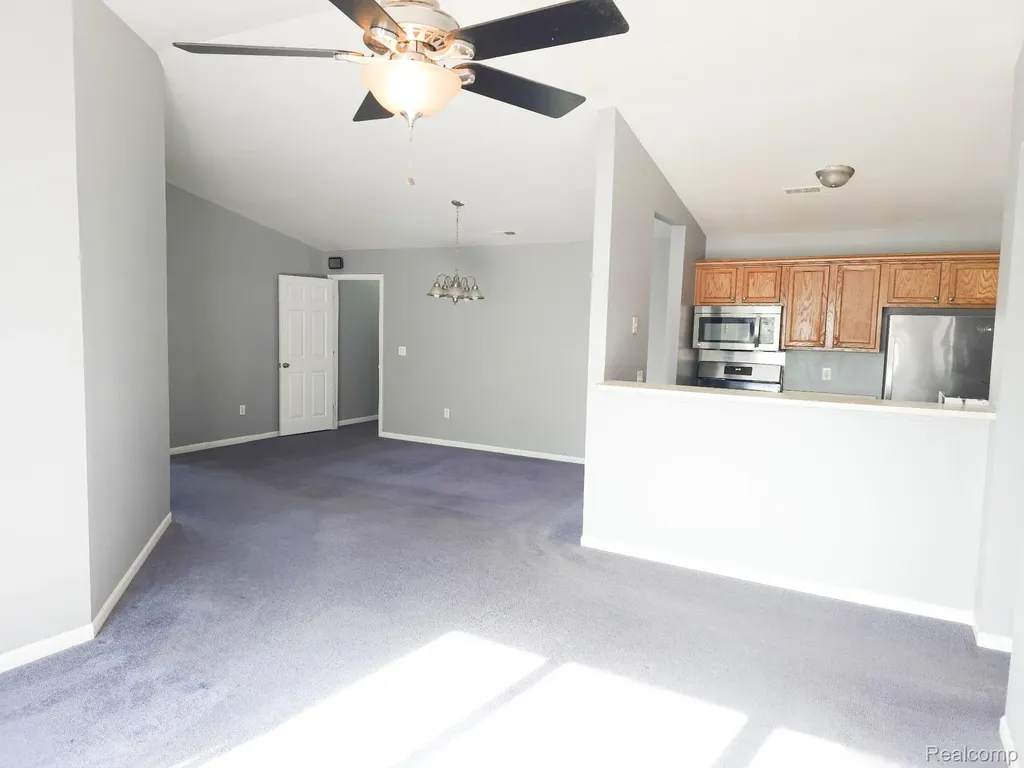 17177 Higdon Drive Brownstown Charter Township MI 48193