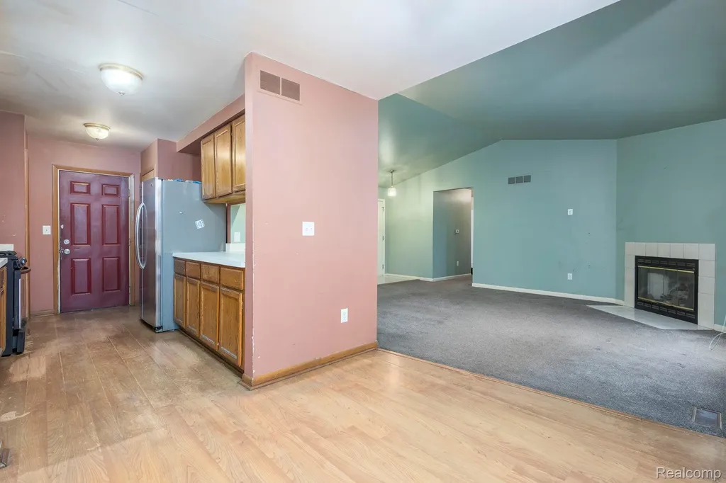 19249 Parkville Street Livonia City MI 48152