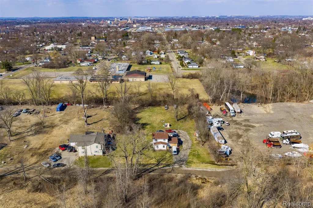 350 Fremont Street Bloomfield Hills City MI 48302