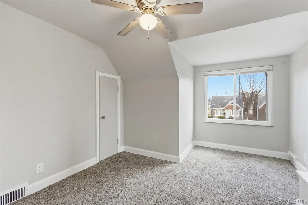 11559 Kennebec Street Detroit City MI 48205