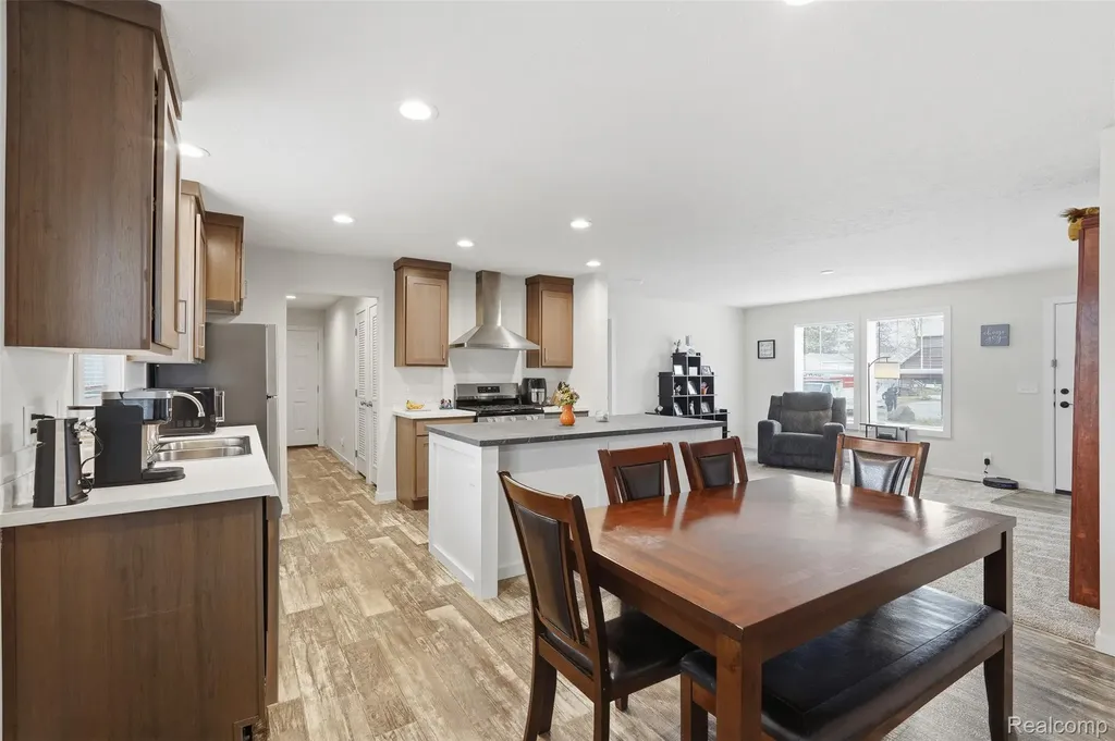 2125 Candy Lane Brighton City MI 48114