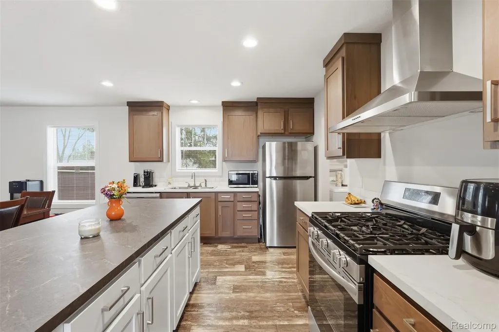 2125 Candy Lane Brighton City MI 48114