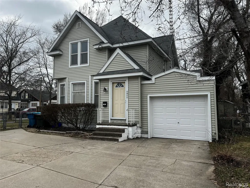1411 5th Street Muskegon City MI 49441