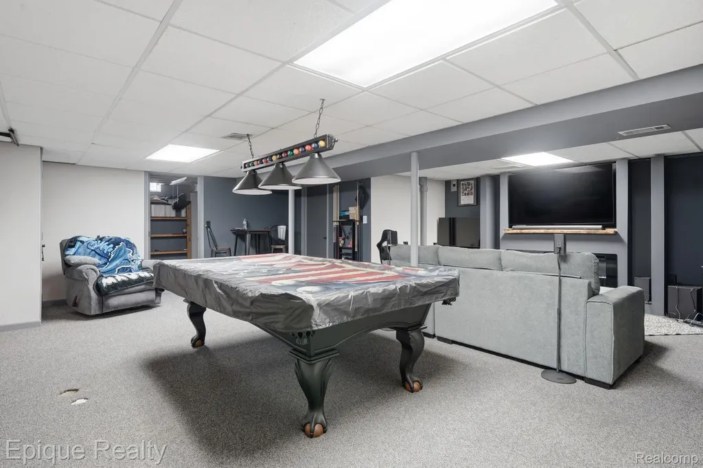 12068 Amber Court Sterling Heights City MI 48312
