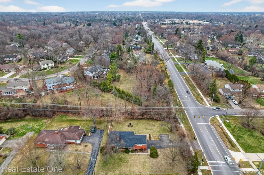 28491 Bayberry Road Farmington Hills City MI 48331