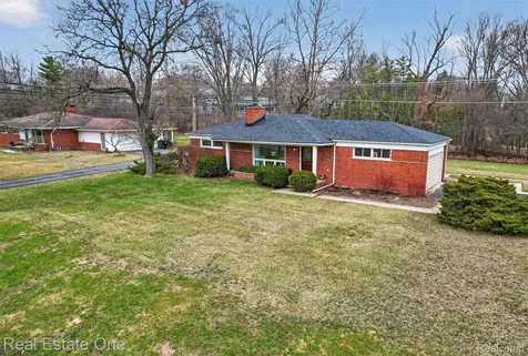28491 Bayberry Road Farmington Hills City MI 48331