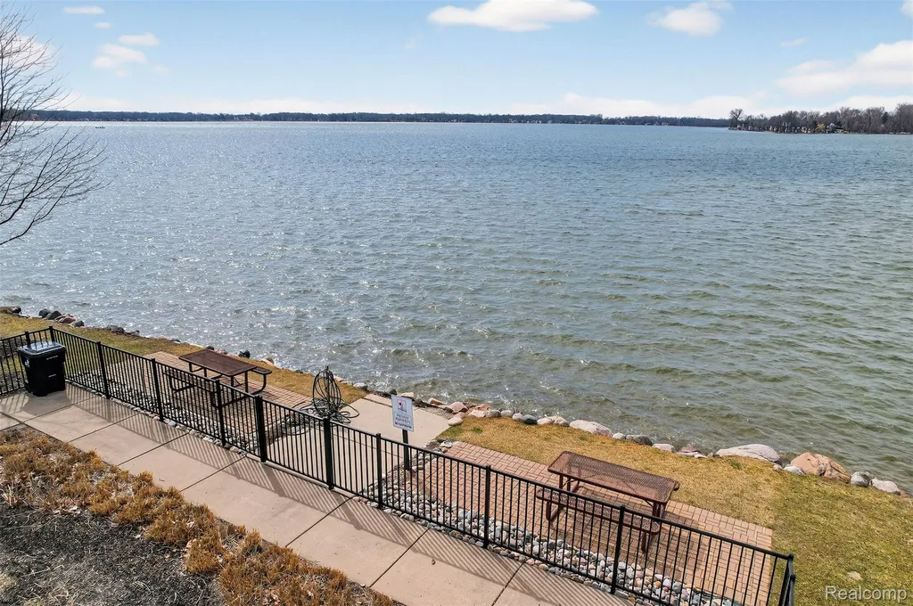 143 E Bay Drive Walled Lake City MI 48390