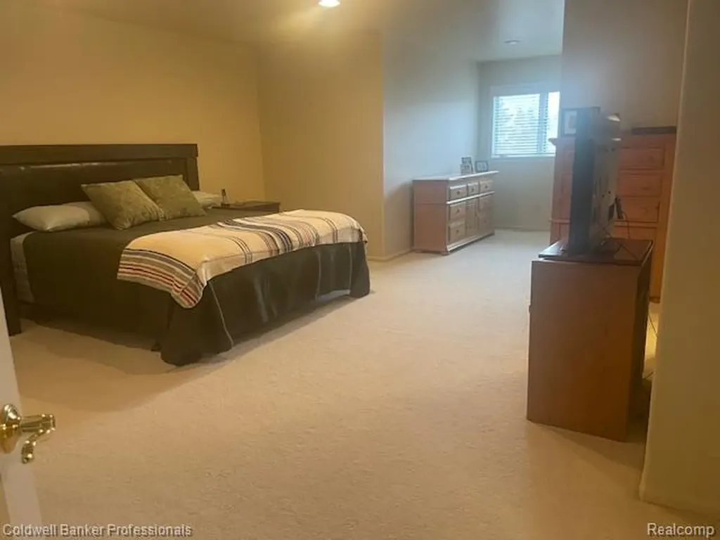 13096 Village Court Vienna Charter Township MI 48420