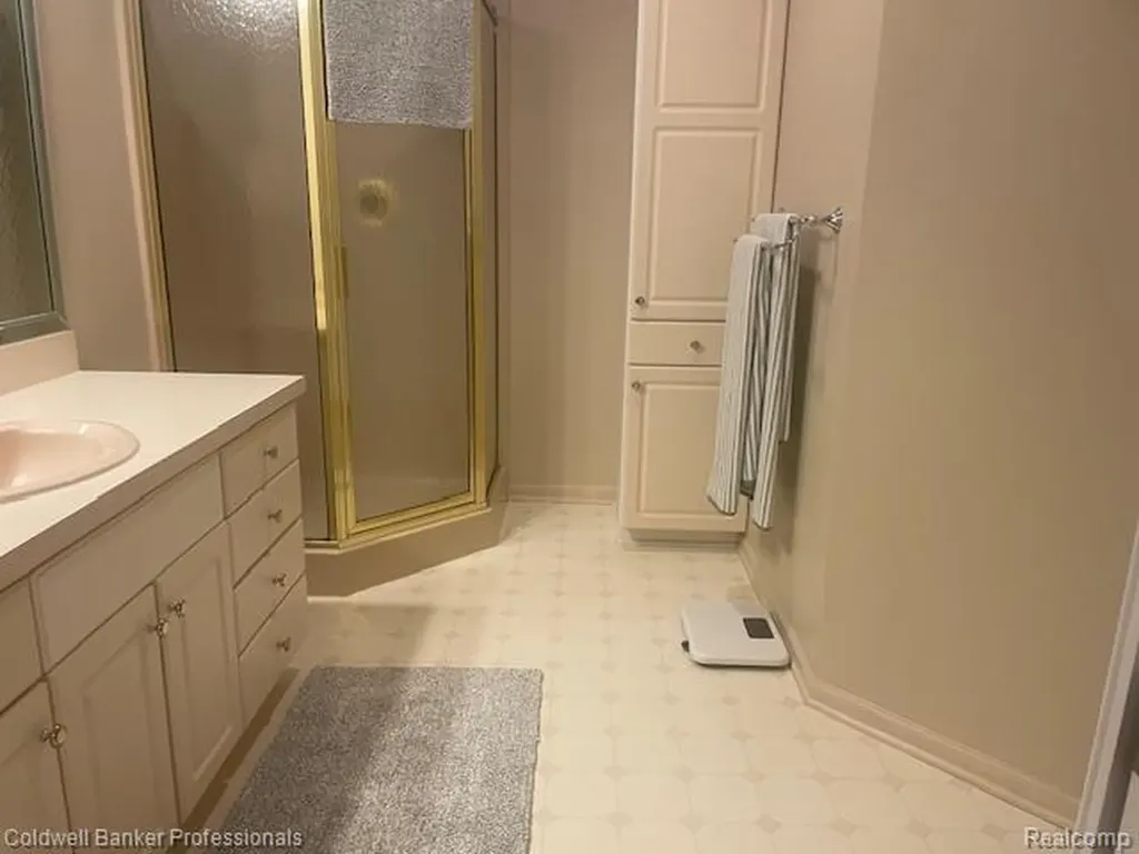 13096 Village Court Vienna Charter Township MI 48420