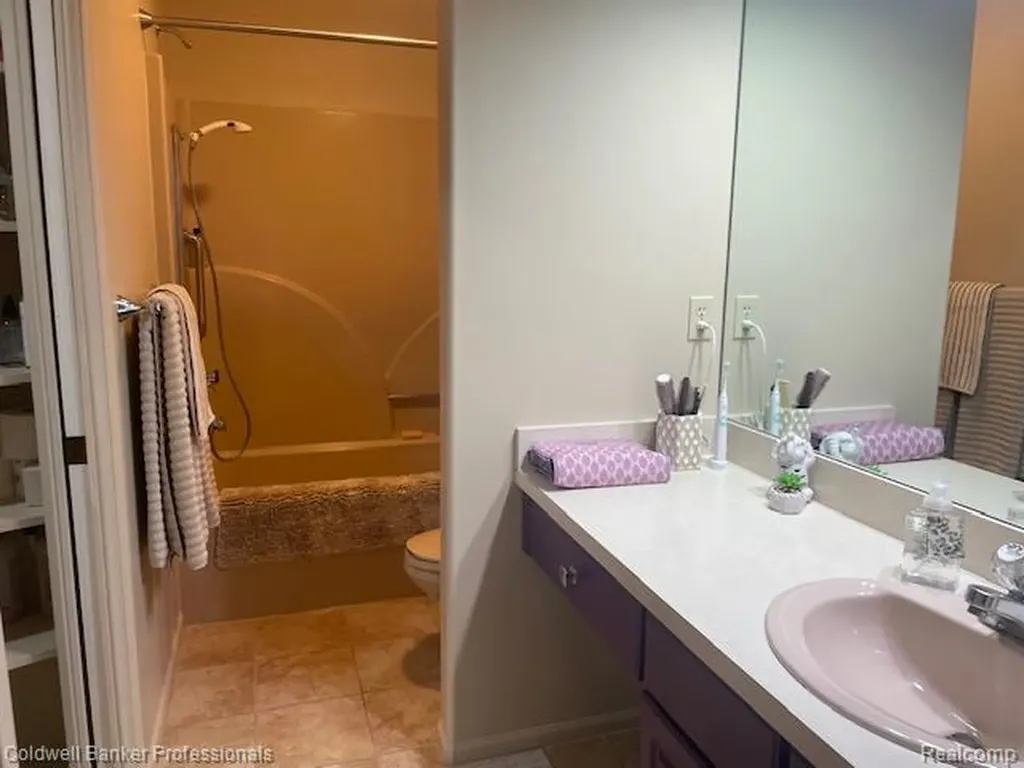 13096 Village Court Vienna Charter Township MI 48420
