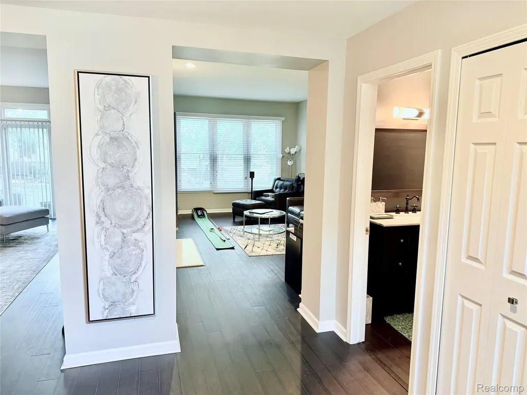 7288 Simsbury Dr. Drive West Bloomfield Charter Township MI 48322