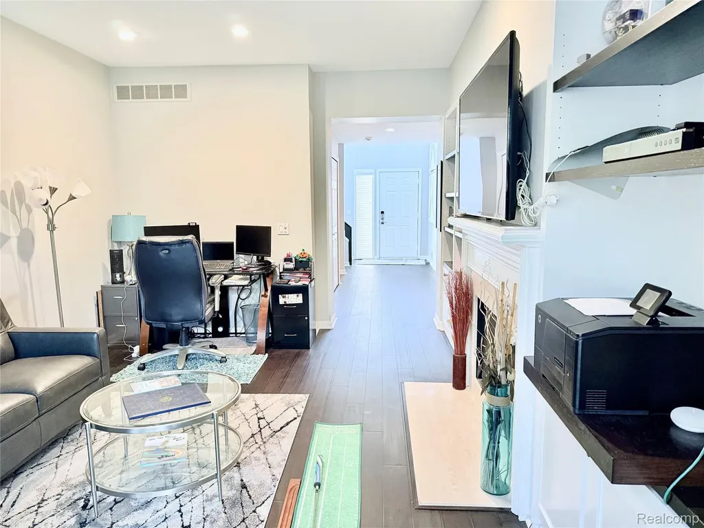 7288 Simsbury Dr. Drive West Bloomfield Charter Township MI 48322