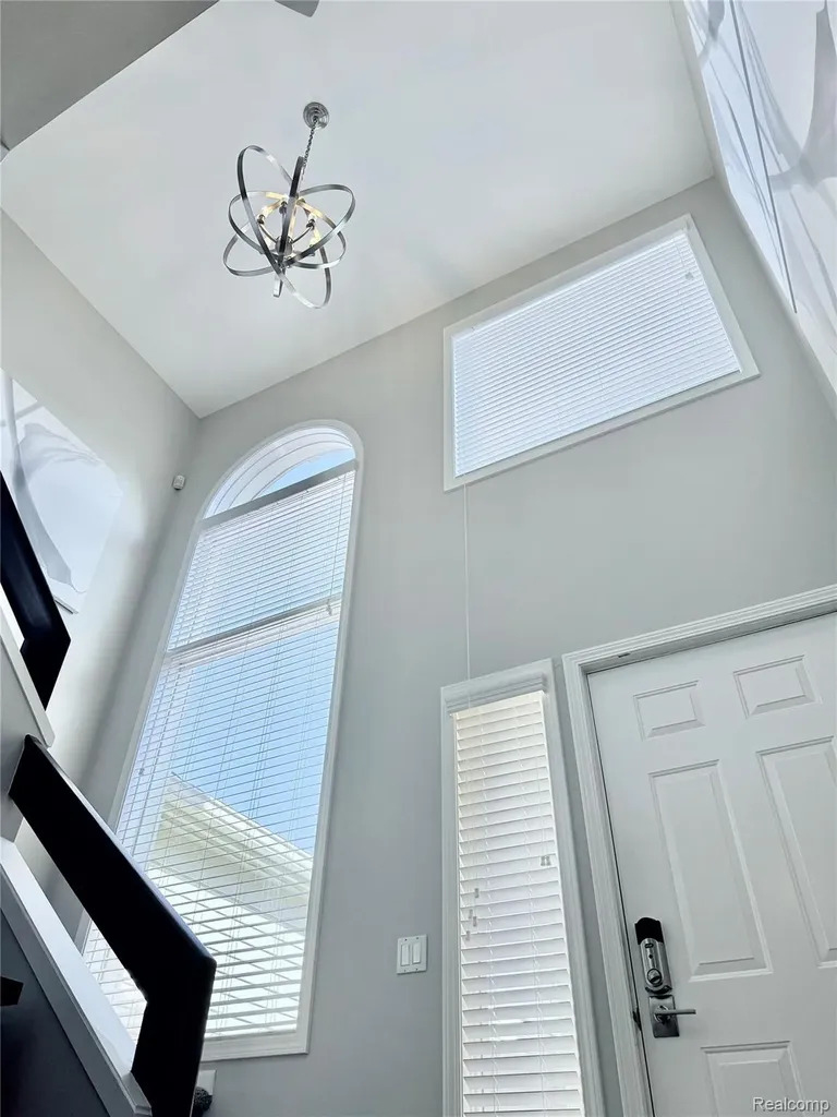 7288 Simsbury Dr. Drive West Bloomfield Charter Township MI 48322