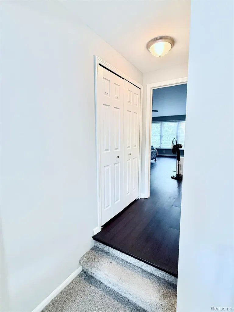 7288 Simsbury Dr. Drive West Bloomfield Charter Township MI 48322