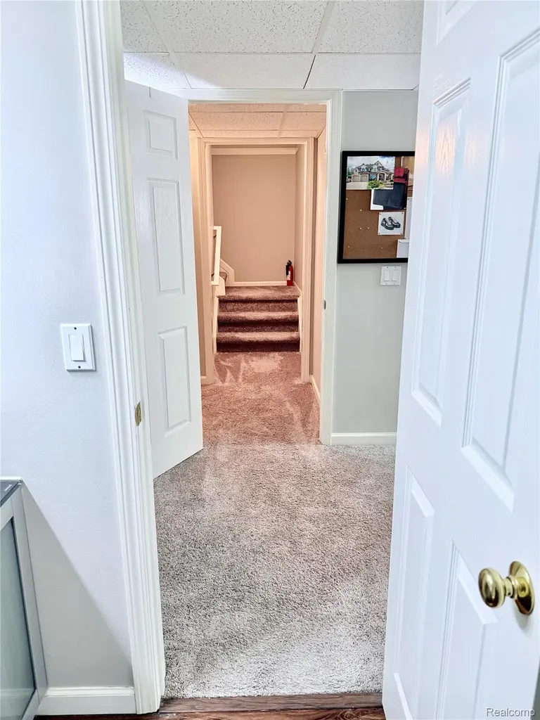 7288 Simsbury Dr. Drive West Bloomfield Charter Township MI 48322