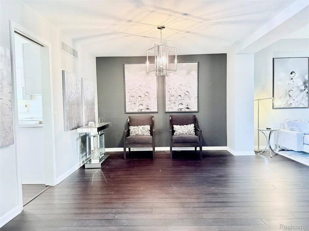 7288 Simsbury Dr. Drive West Bloomfield Charter Township MI 48322