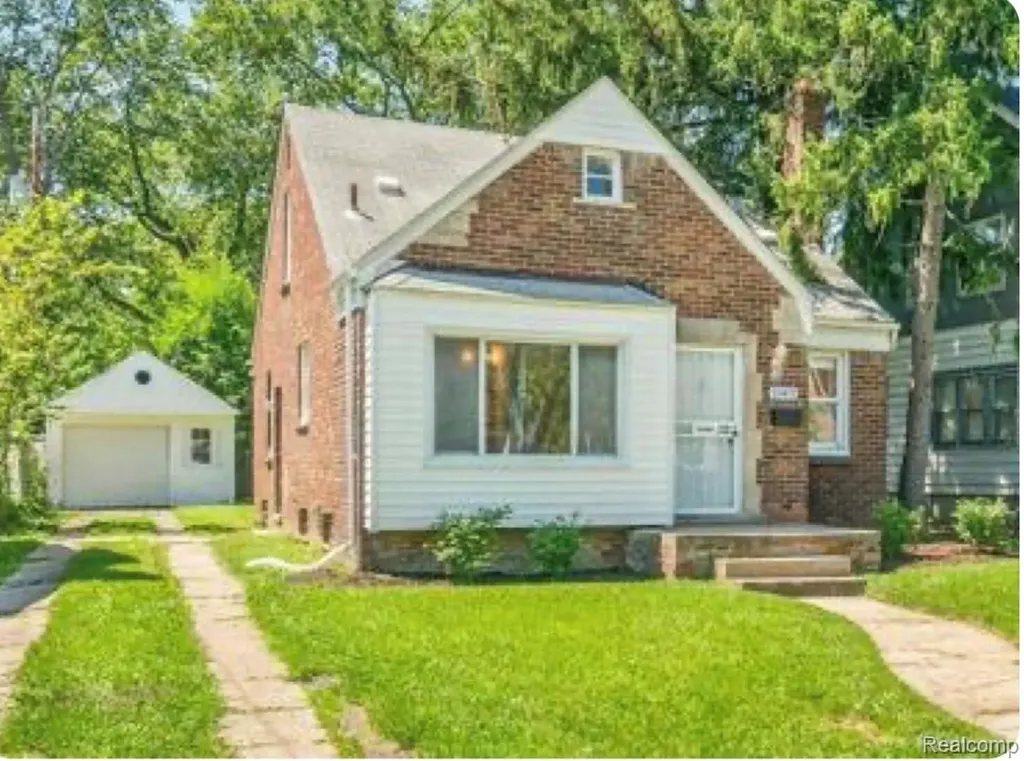 15471 Saint Marys Street Detroit City MI 48227
