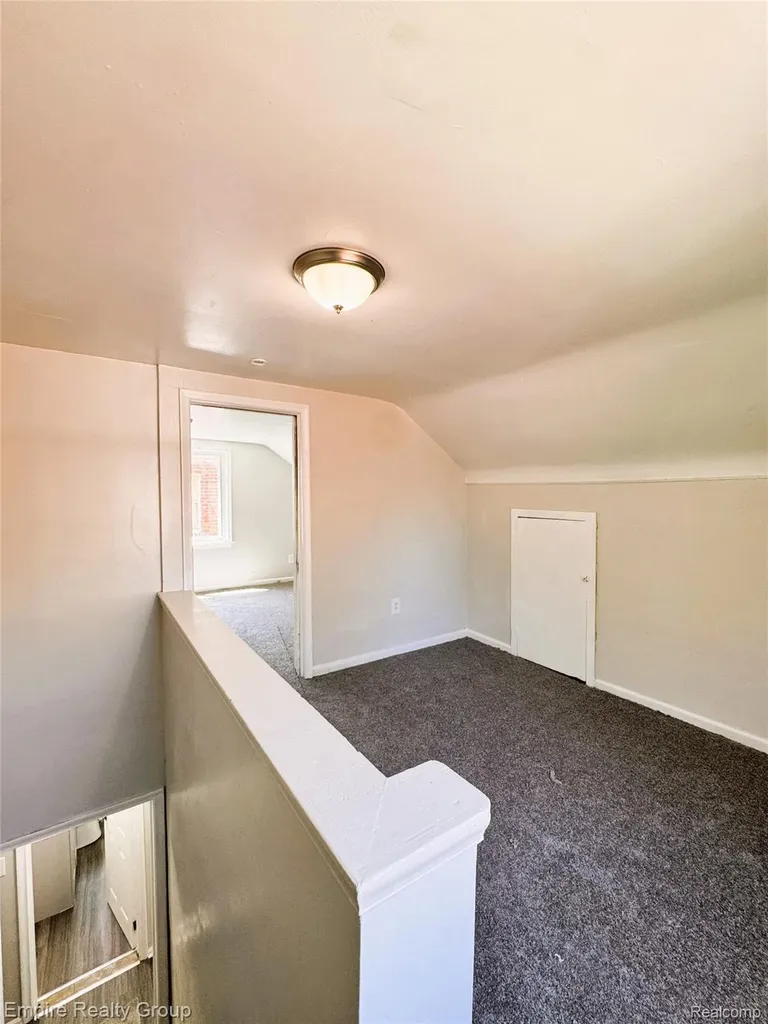 9646 Ward Street Detroit City MI 48227