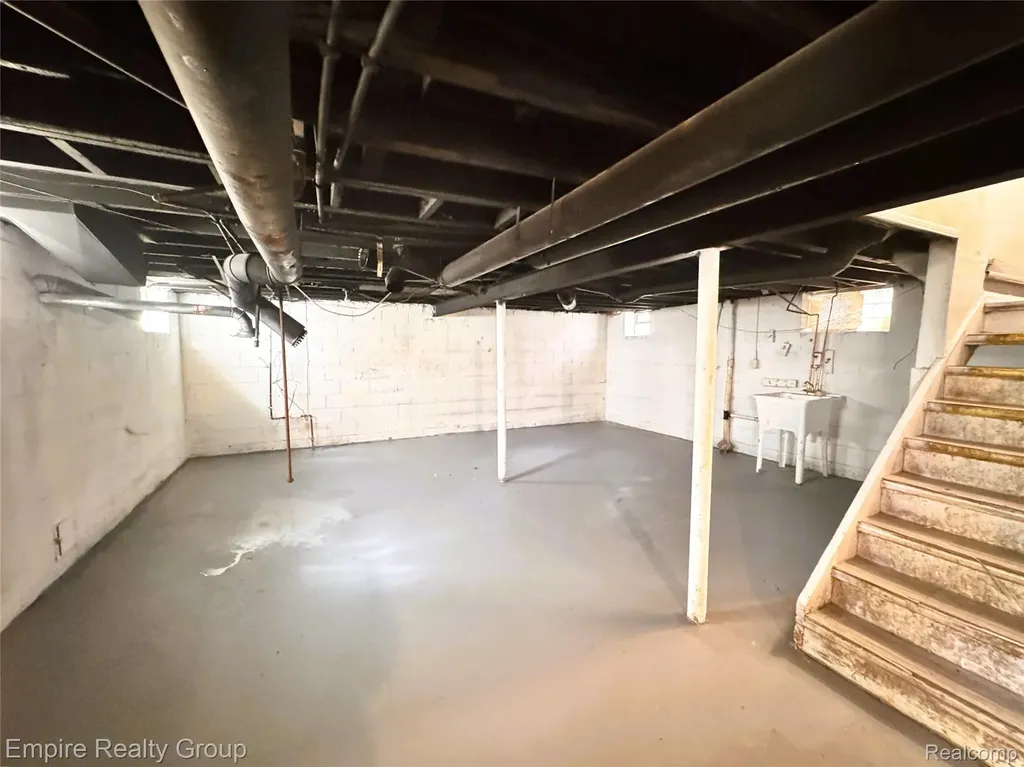 9646 Ward Street Detroit City MI 48227