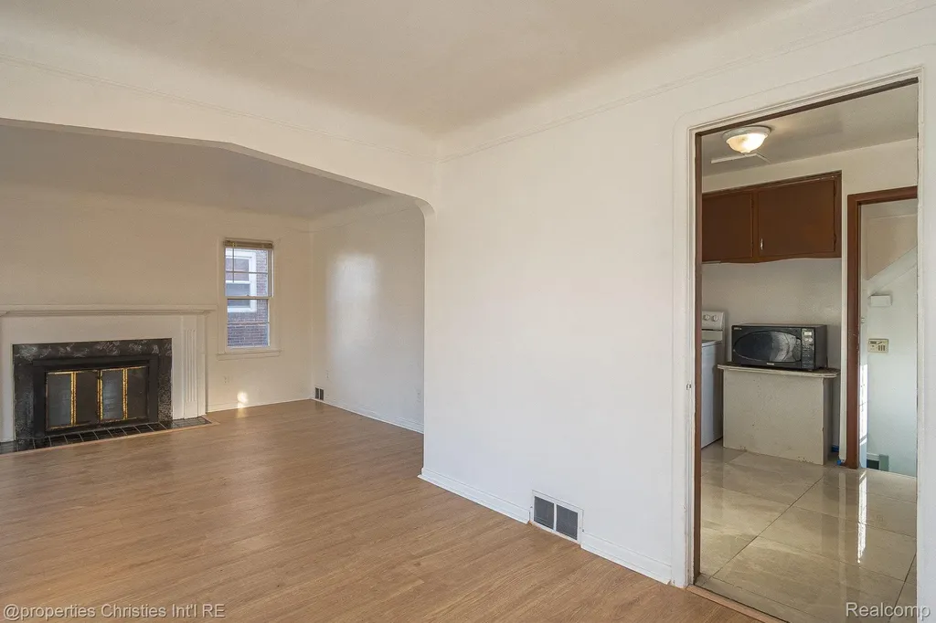 17902 Chester Street Detroit City MI 48224