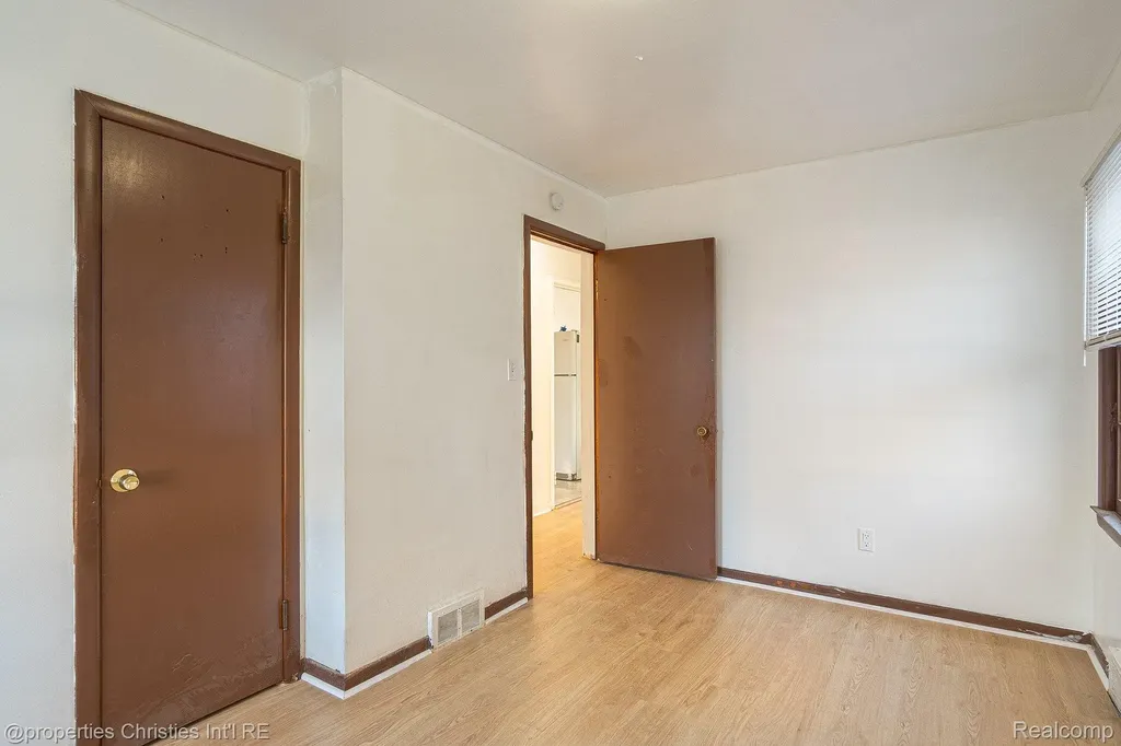 17902 Chester Street Detroit City MI 48224