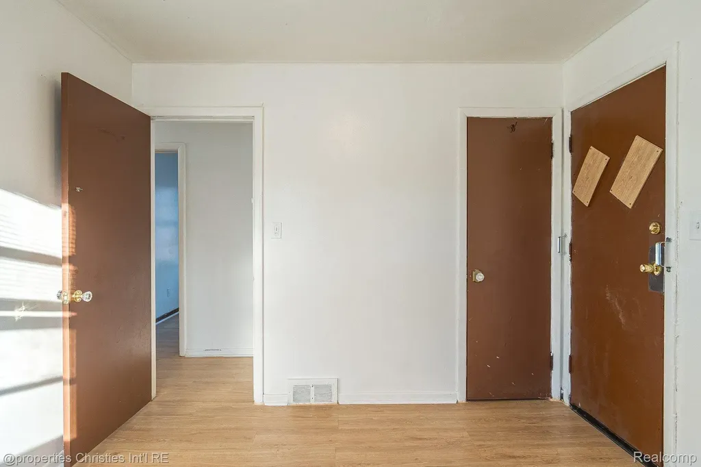 17902 Chester Street Detroit City MI 48224