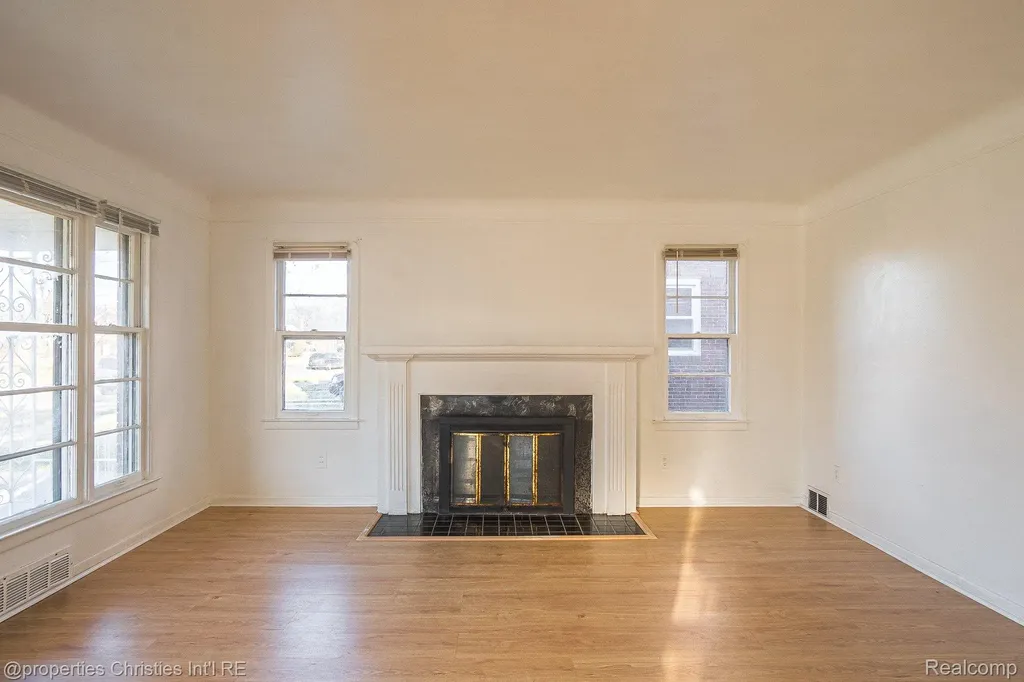 17902 Chester Street Detroit City MI 48224