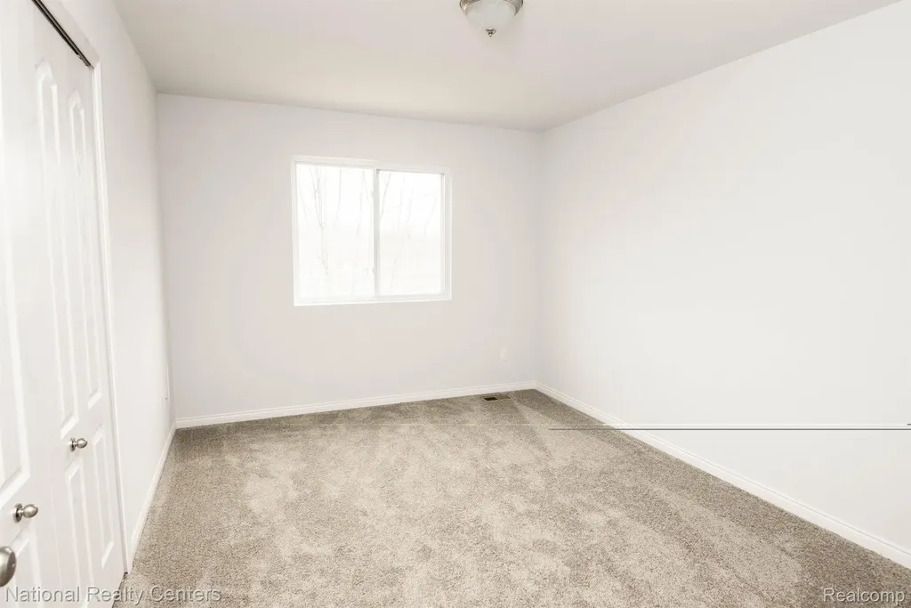 23 Woodfield Parkway Grand Blanc Charter Township MI 48439