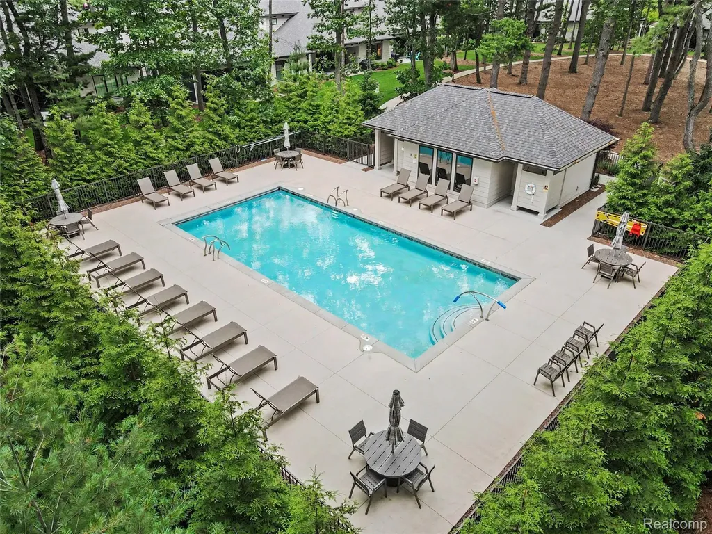 2031 Ottawa Beach Road Park Township MI 49424