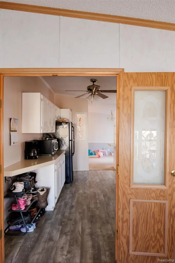 8016 Harbour Drive Ira Township MI 48023