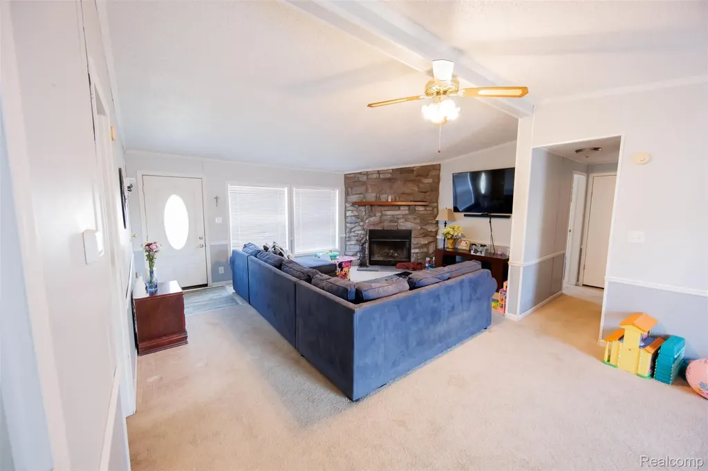 8016 Harbour Drive Ira Township MI 48023
