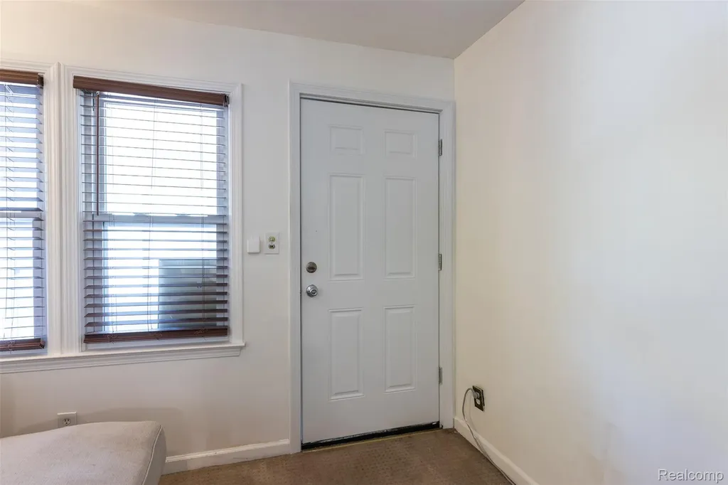 315 Brain Avenue Belleville City MI 48111