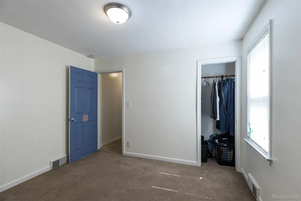 315 Brain Avenue Belleville City MI 48111
