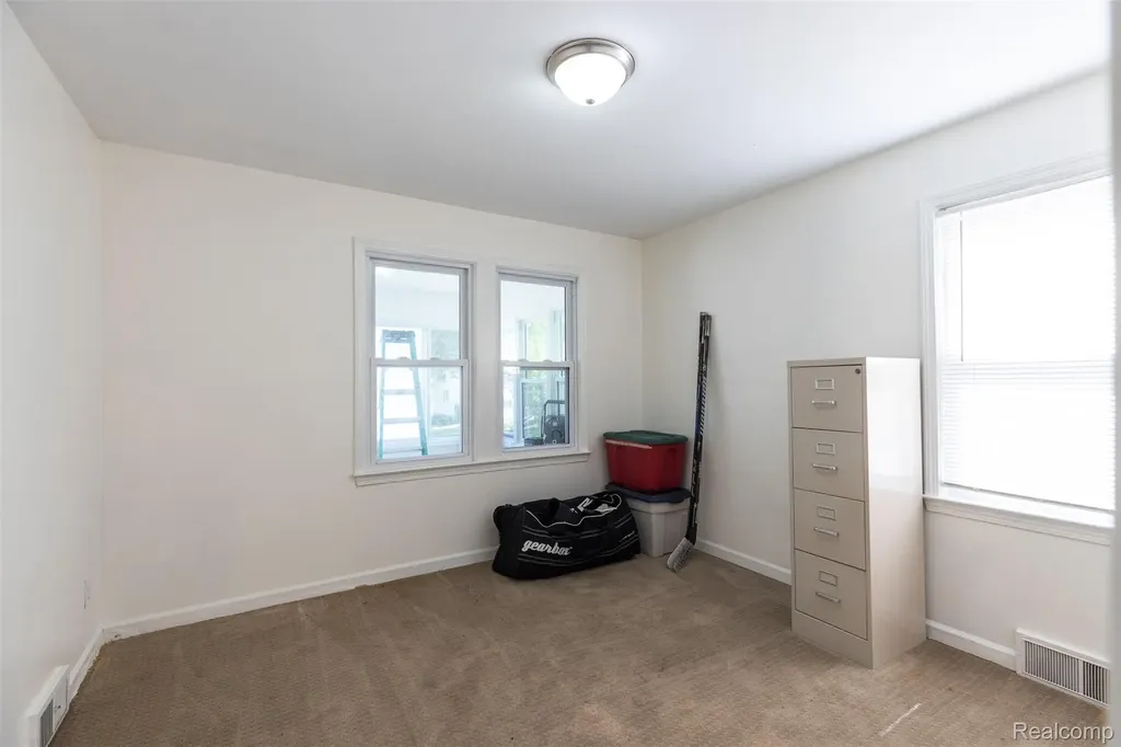 315 Brain Avenue Belleville City MI 48111