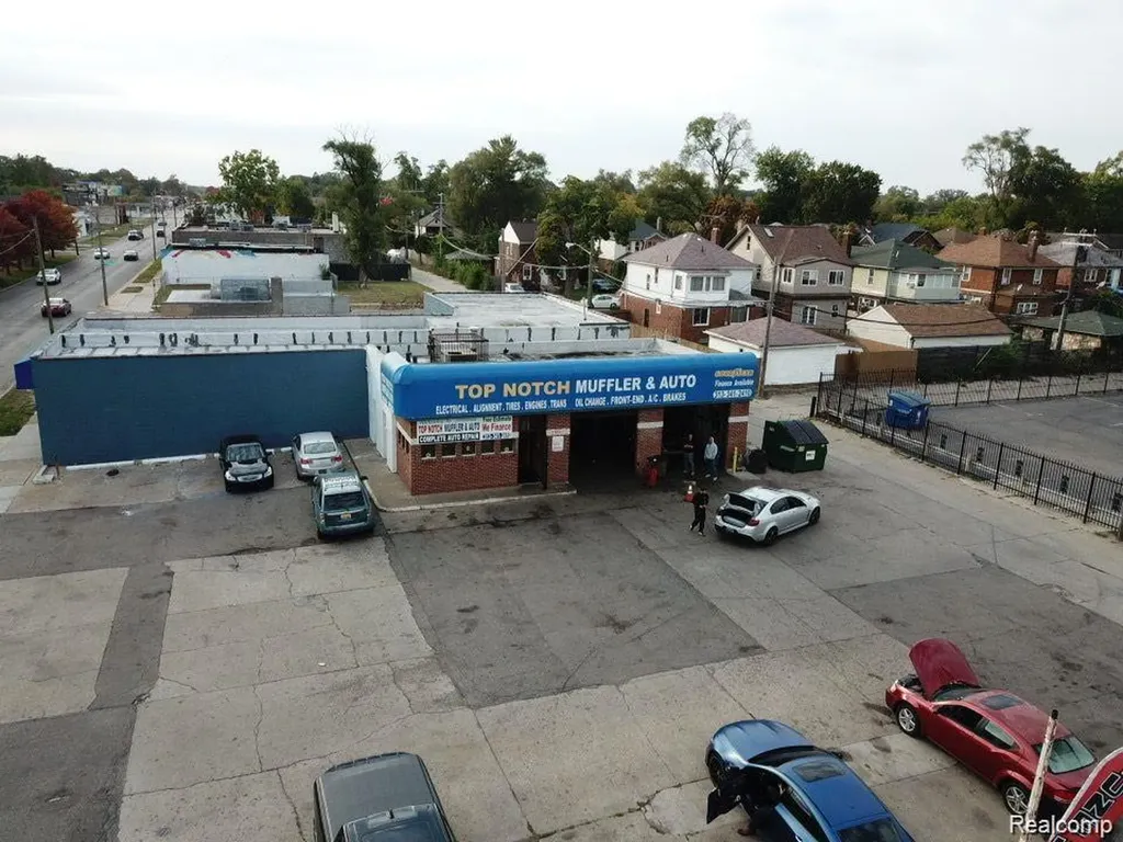 10010, 10022 And 10026 Puritan Street Detroit City MI 48238
