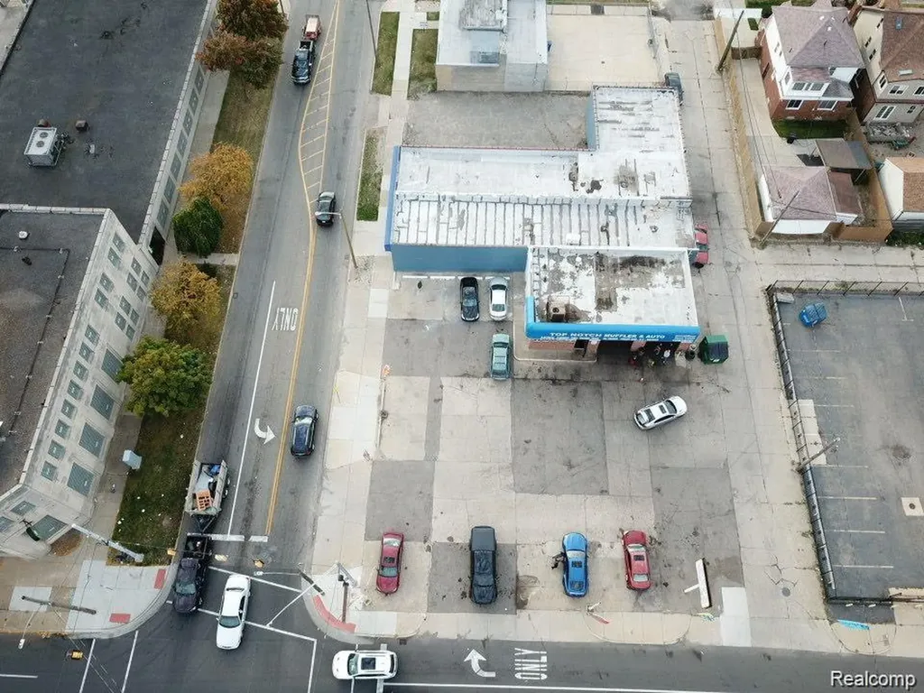 10010, 10022 And 10026 Puritan Street Detroit City MI 48238