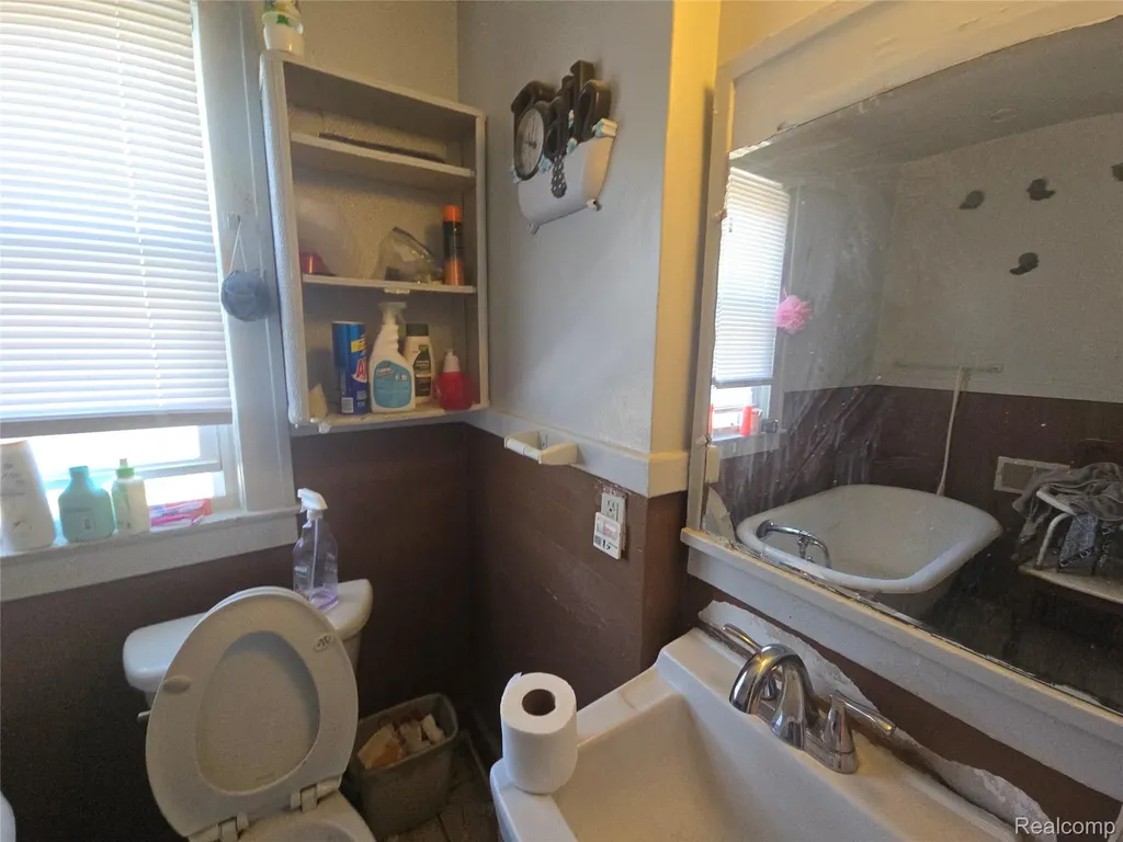 336 Grove Street Highland Park City MI 48203