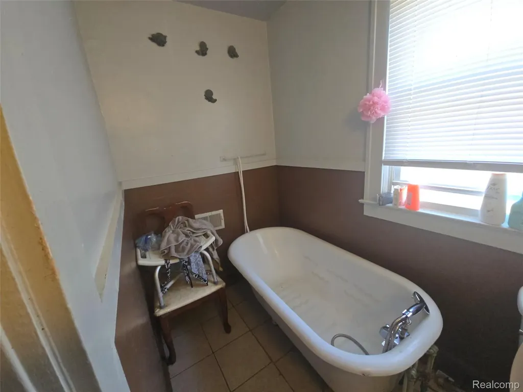 336 Grove Street Highland Park City MI 48203