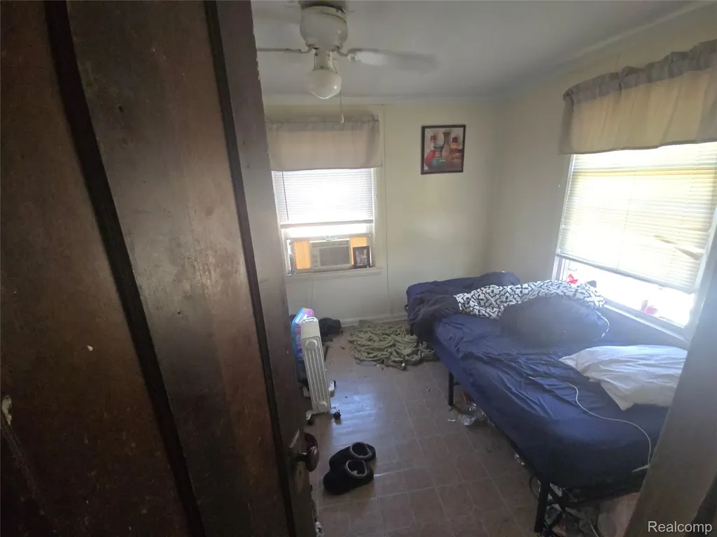 336 Grove Street Highland Park City MI 48203