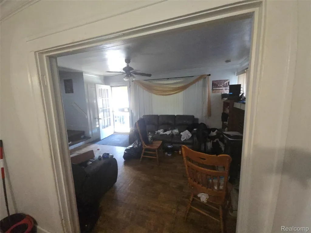 336 Grove Street Highland Park City MI 48203