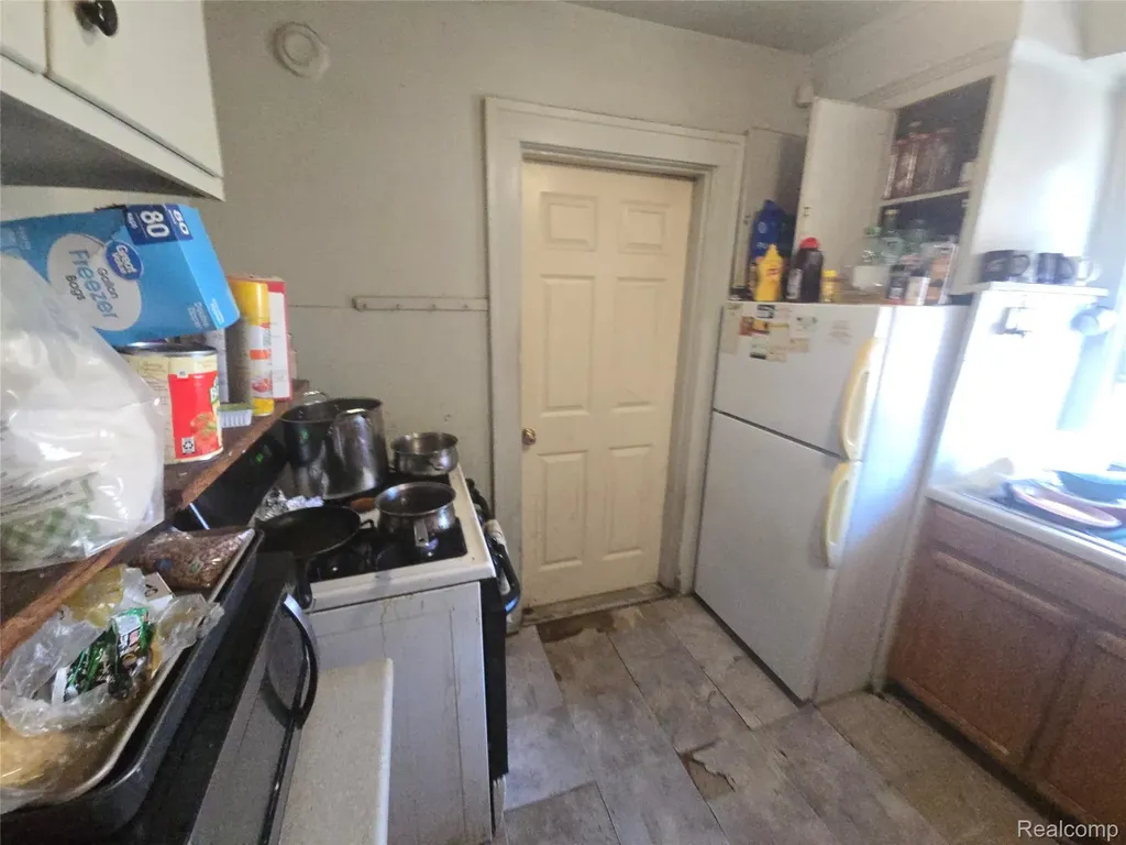 336 Grove Street Highland Park City MI 48203