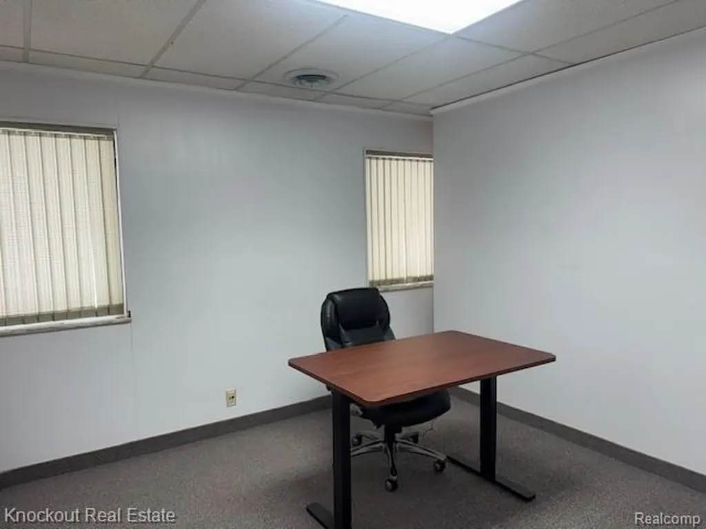 18451 W 12 Mile Road Lathrup Village City MI 48076