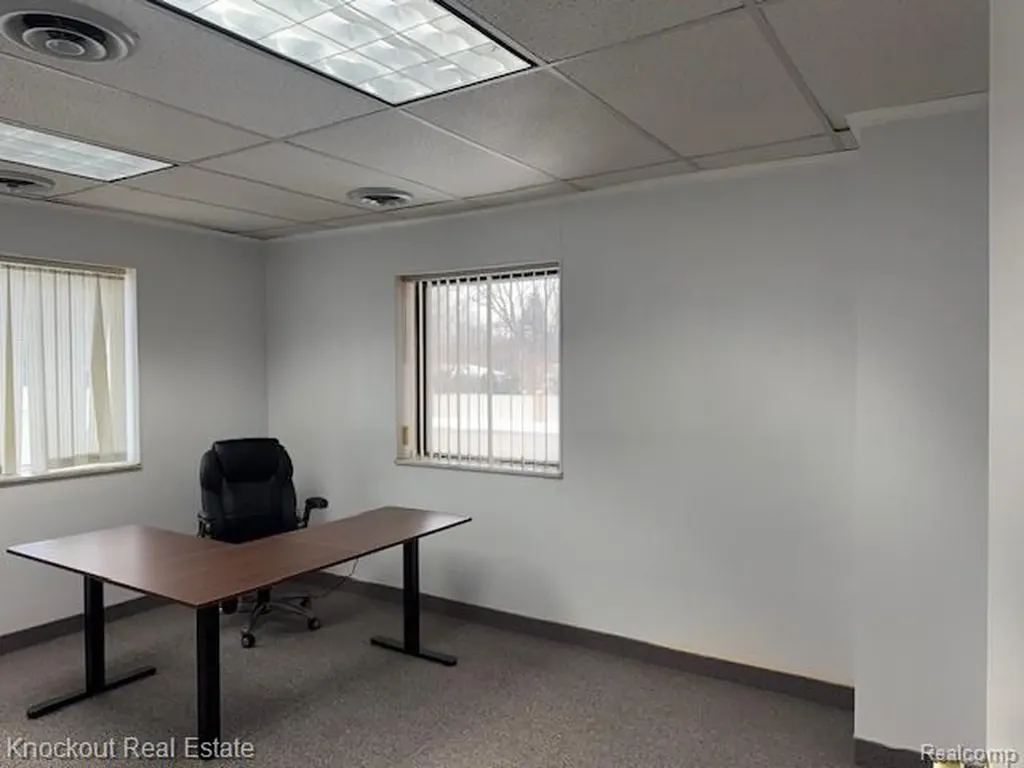 18451 W 12 Mile Road Lathrup Village City MI 48076