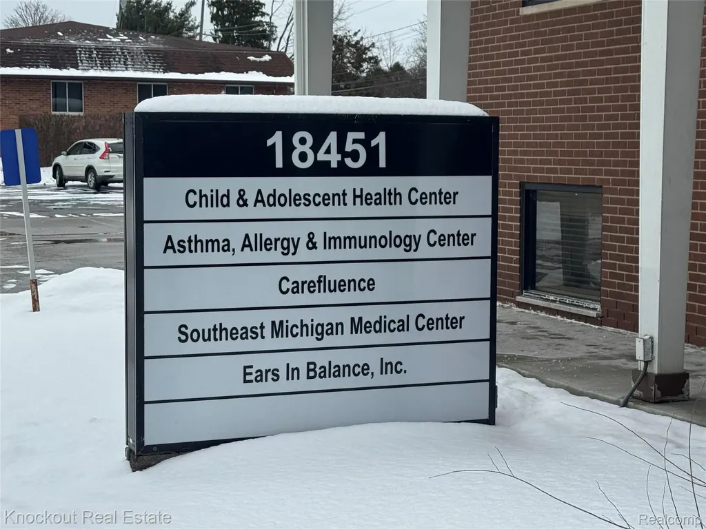 18451 W 12 Mile Road Lathrup Village City MI 48076