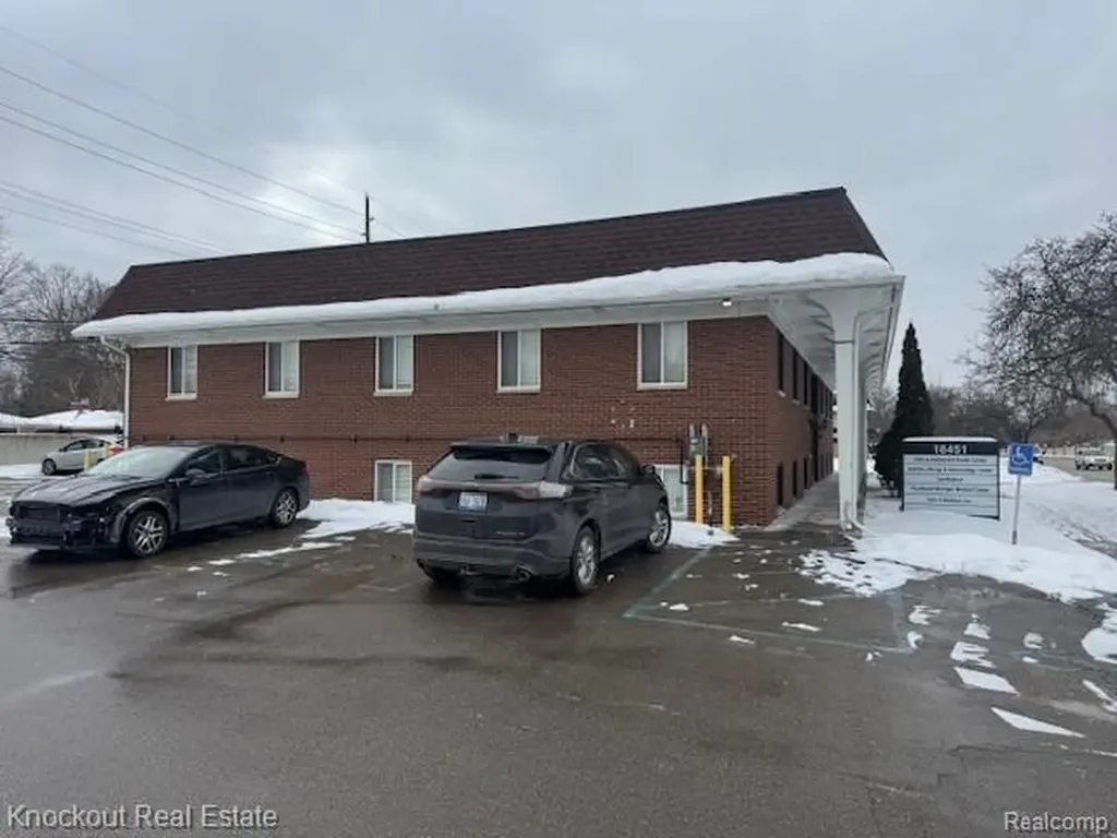 18451 W 12 Mile Road Lathrup Village City MI 48076
