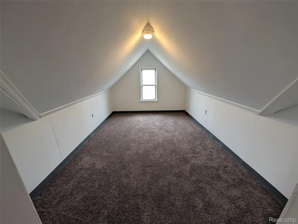 5575 Buckingham Avenue Detroit City MI 48224