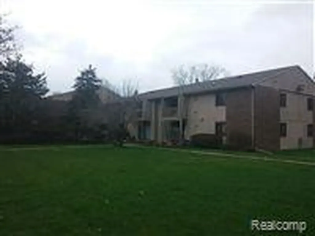 5400 Maple Ridge Meridian Charter Township MI 48840