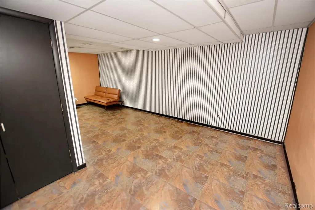 2525 White Oak Place Flint Charter Township MI 48532