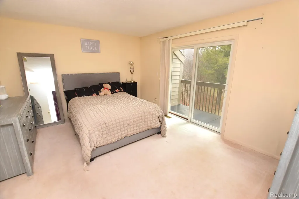 2525 White Oak Place Flint Charter Township MI 48532